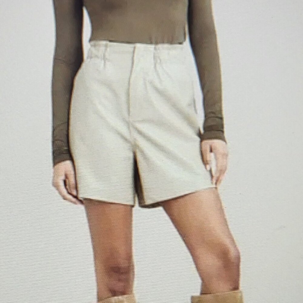Modern Citizen Women’s Tan Kipp Paperbag Vegan Leather Shorts Size Medium NWOT - Picture 2 of 12